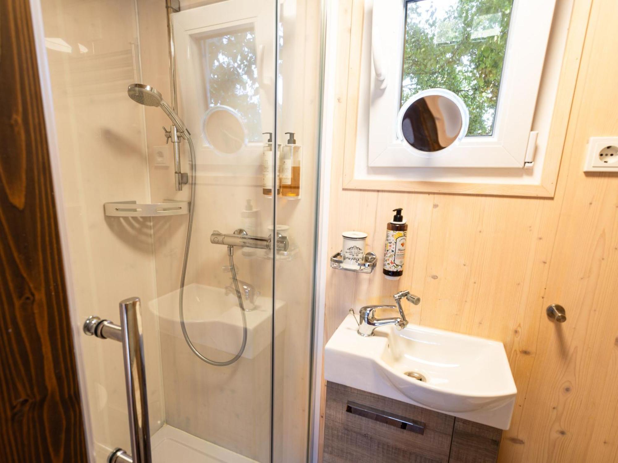 Вілла Tiny House Auf Der Alpaka Farm Rubkow Екстер'єр фото